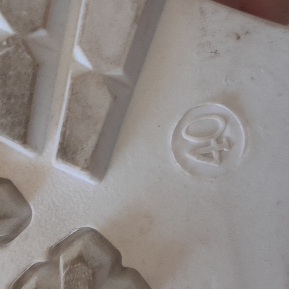 Pair of boots - Picture 4 of 4